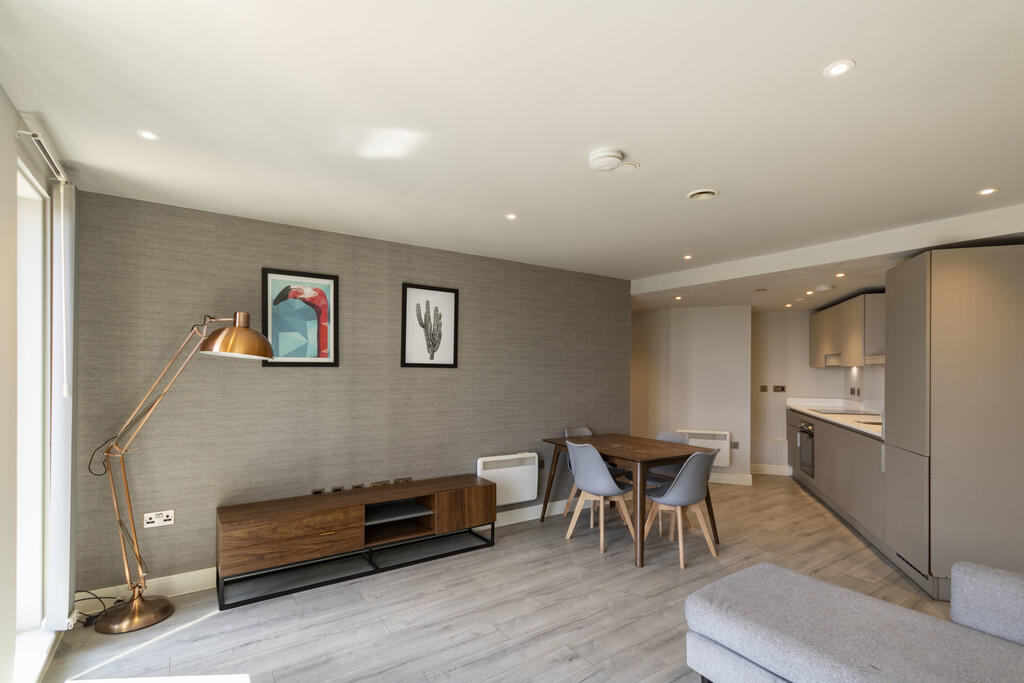 Apartment in Birmingham, West Midlands - View 5