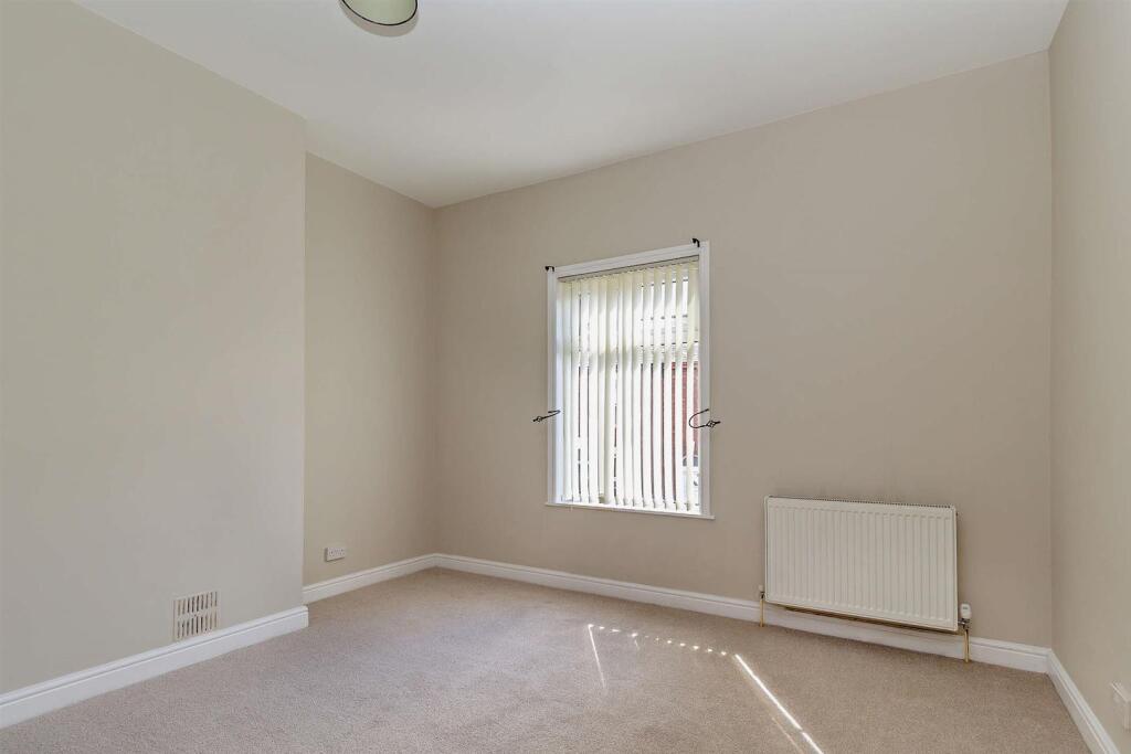 Fairfield Road, Droylsden, Manchester – pohled 6