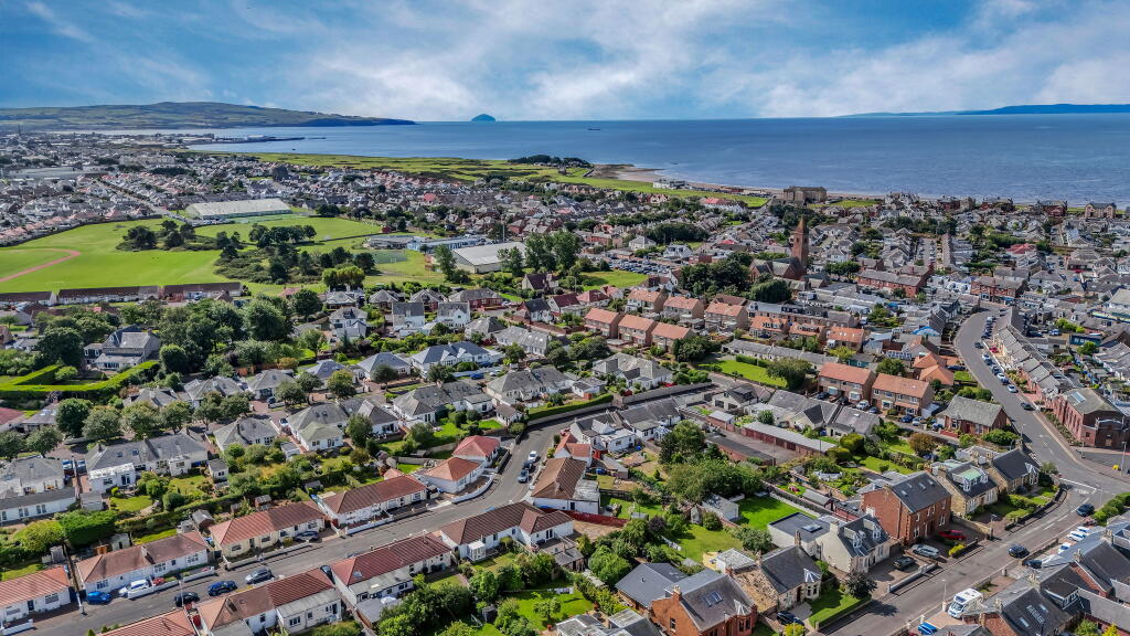 House in Prestwick, New Prestwick - View 4