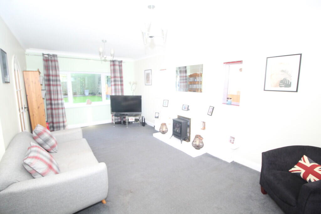 House in Wakefield - View 4