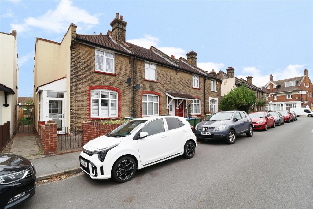 Main image of property: Oak Road, Erith