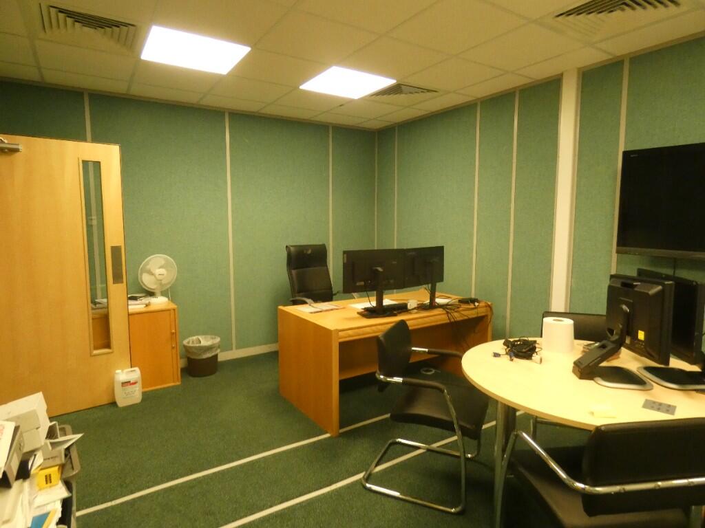 Additional image 7 of 17 Black County Park, West Bromwich B70