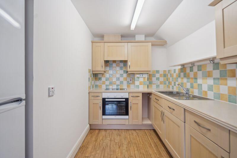 Central Marlow-Retirement apartment photo 3