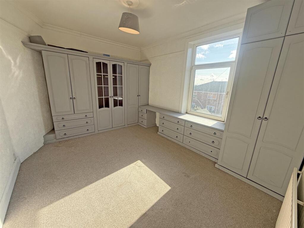 Apartment in Newcastle upon Tyne - View 4
