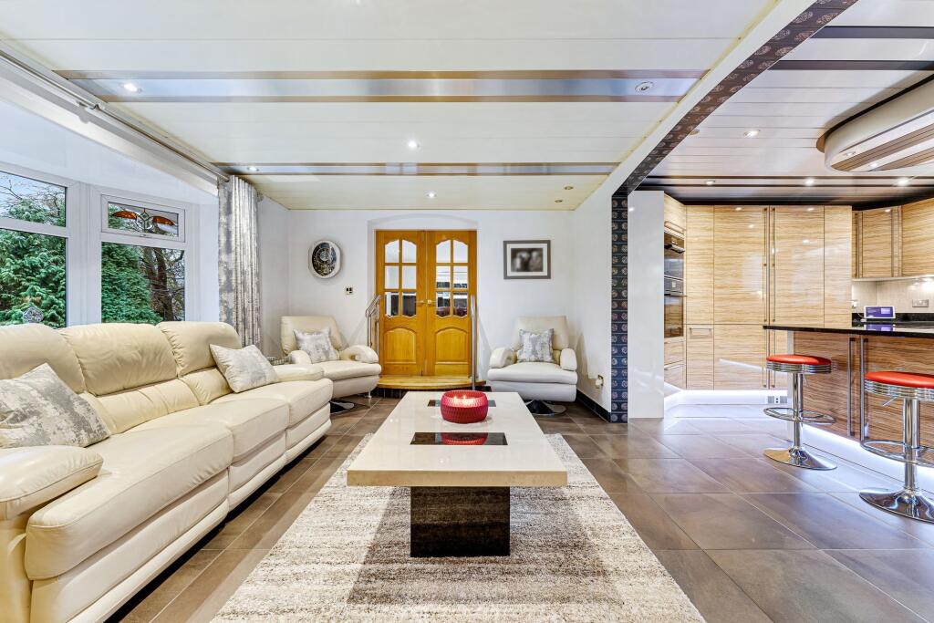 Additional image 7 of Holme Lane, Rossendale, BB4 | Substantial 4-Bed Home on Generous and Private Plot