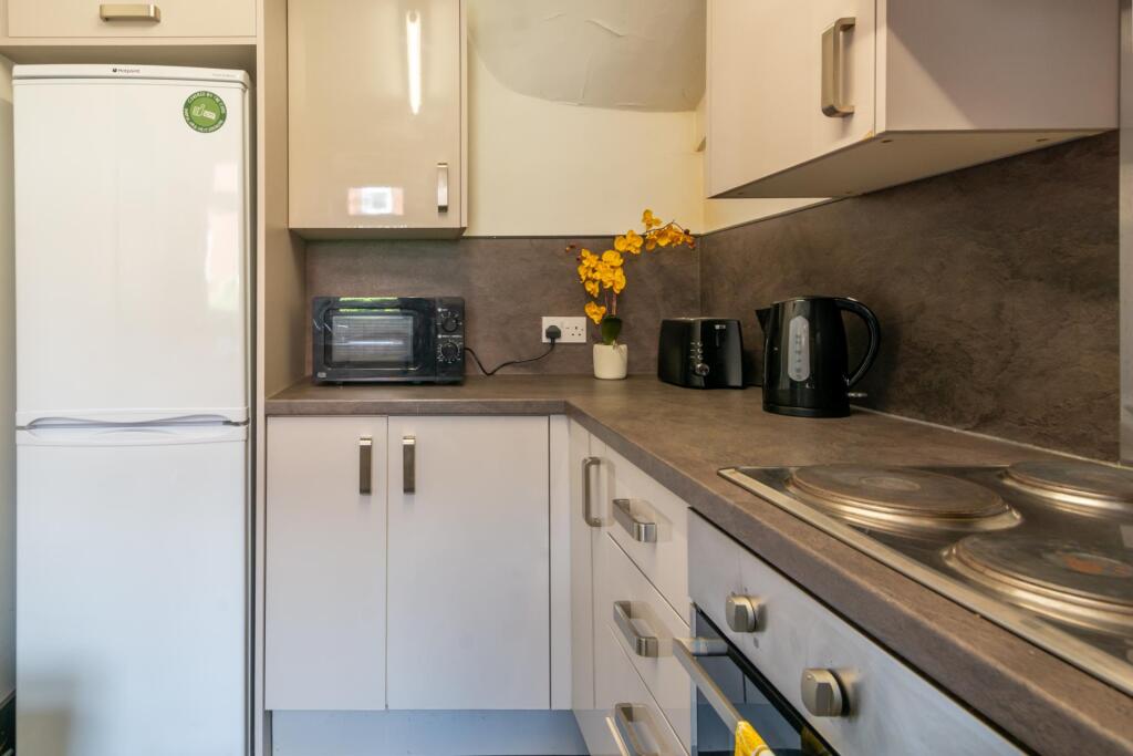 House in Leeds - View 4