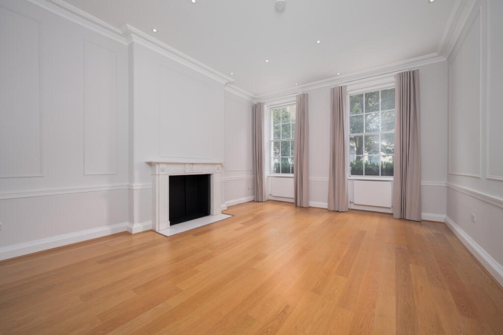 Main image of property: Gloucester Place, London W1U