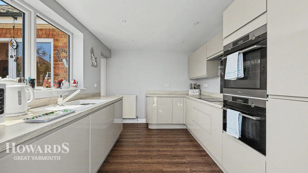 Great Close, Caister-on-Sea photo 4