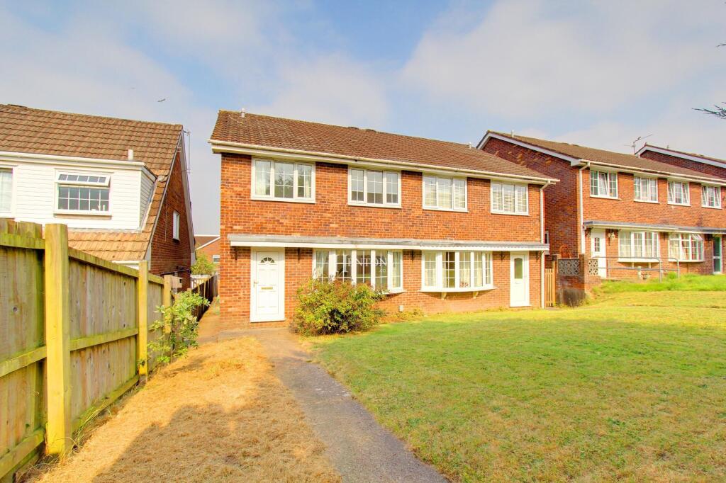 Main image of property: Glyn Rhosyn, Pentwyn, Cardiff
