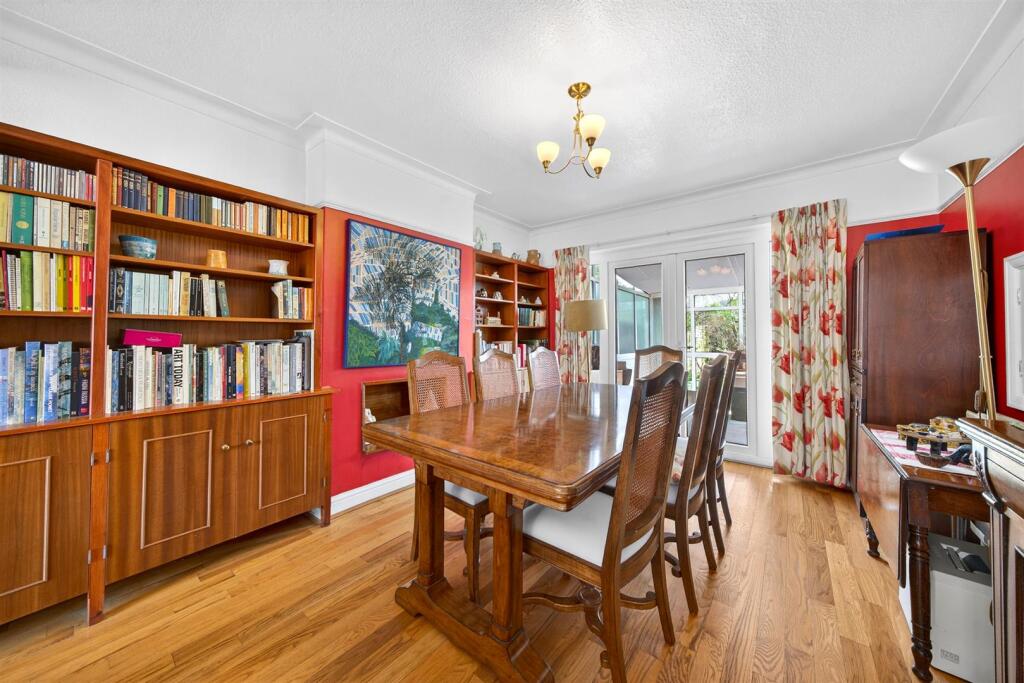 House in Morden, Lower Morden - View 4
