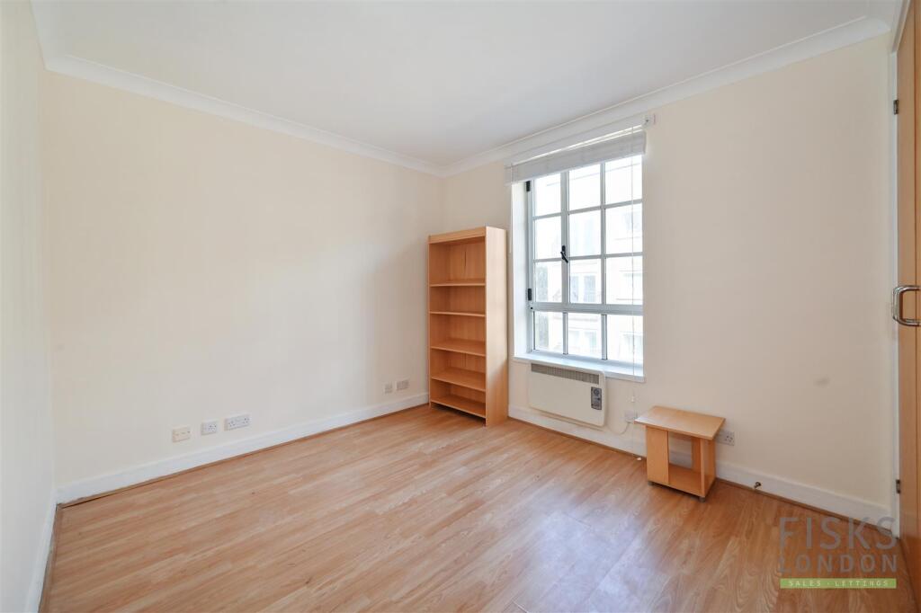 Apartment in London - View 3