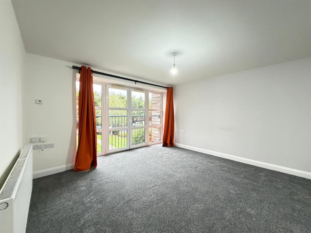 Apartment in Manchester - View 4