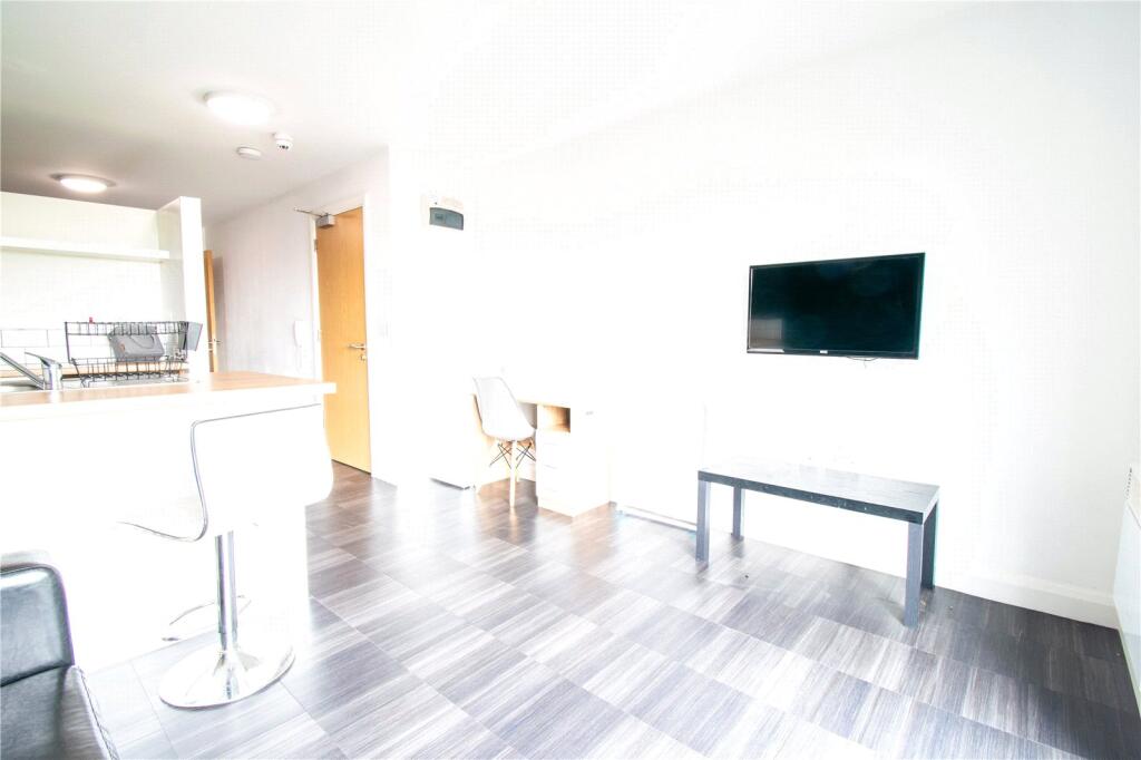 Apartment in Liverpool - View 3