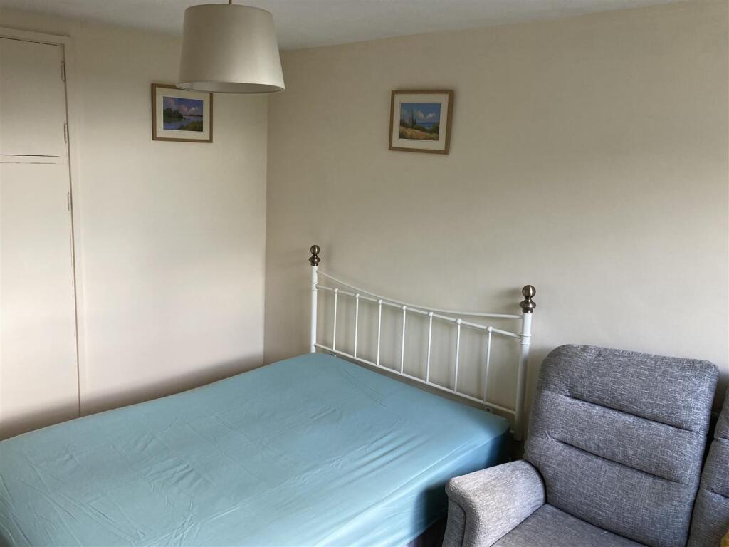 Main image of property: 14 Tintagel Close, Andover, Hampshire