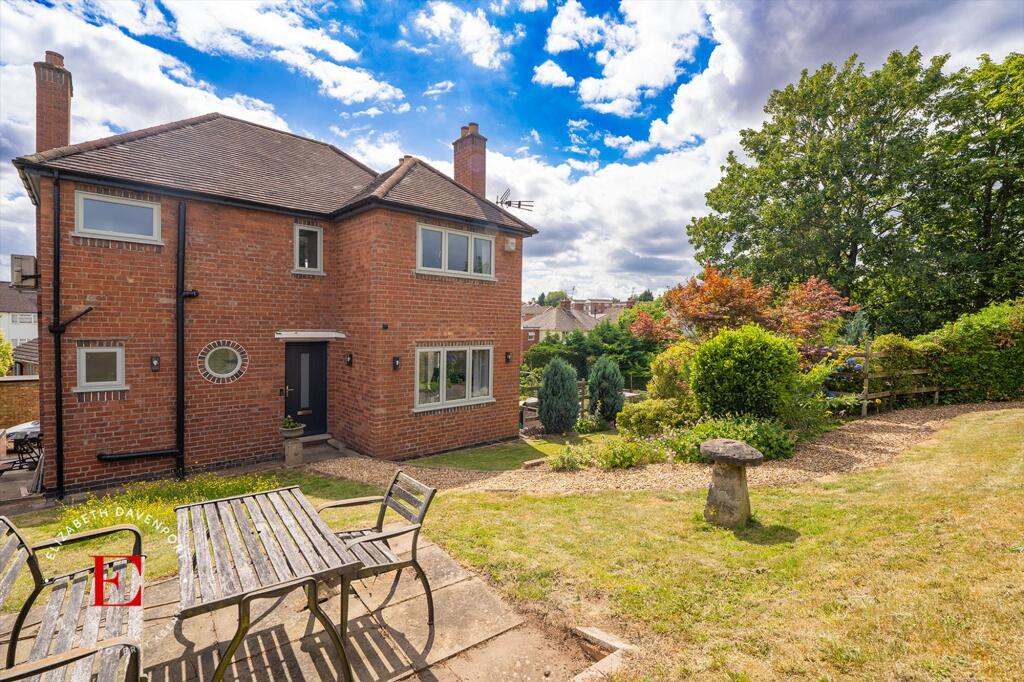 Main image of property: Park Hill, Kenilworth, CV8