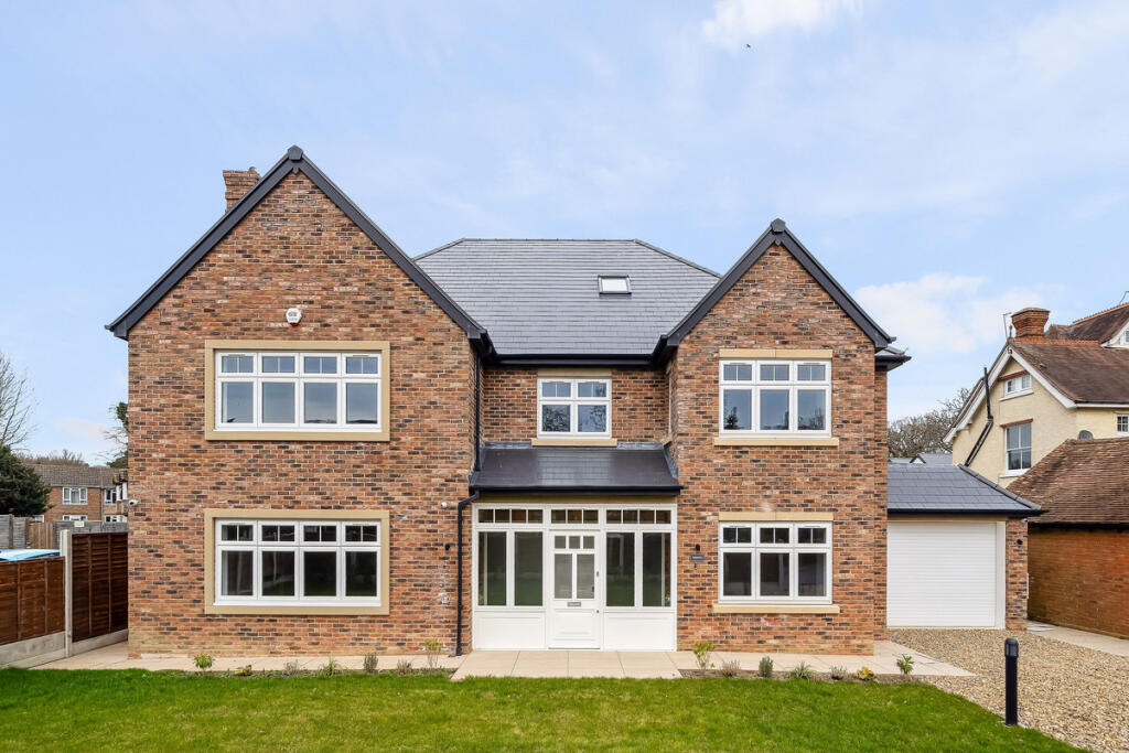 Main image of property: The Avenue, Ascot, SL5