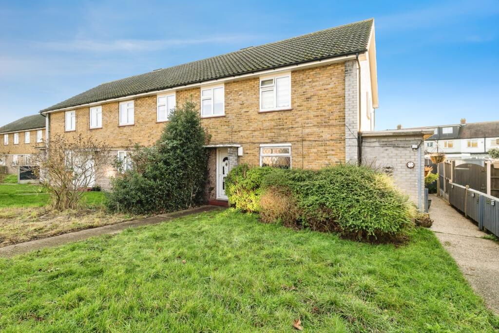 Main image of property: Fyfield Road, Rainham, RM13