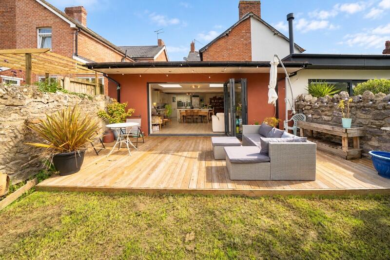 23 Highwalls Avenue, Dinas Powys, The Vale Of Glamorgan. CF64 4AP photo 2