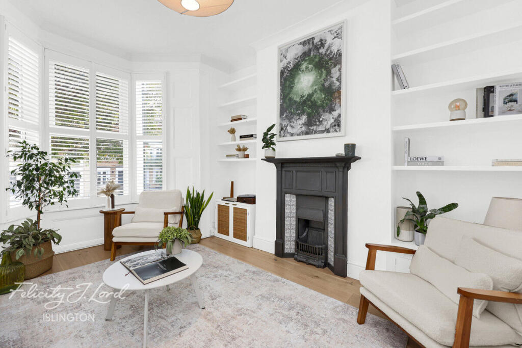1-bed flat on Leconfield Road, London N5, £500,000