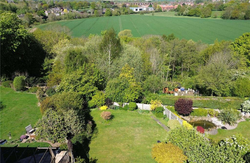 House in Stockton-on-Tees - View 2