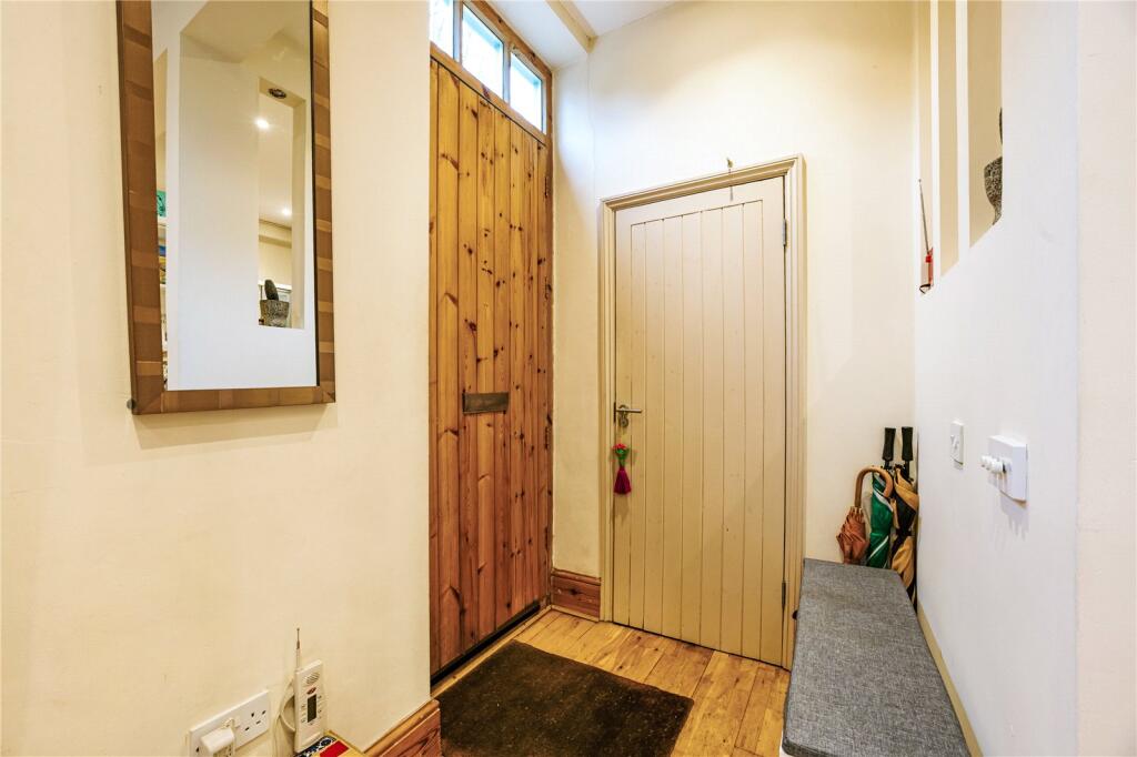 Additional image 3 of Holywell Mews, Holywell Hill, St. Albans, Hertfordshire, AL1