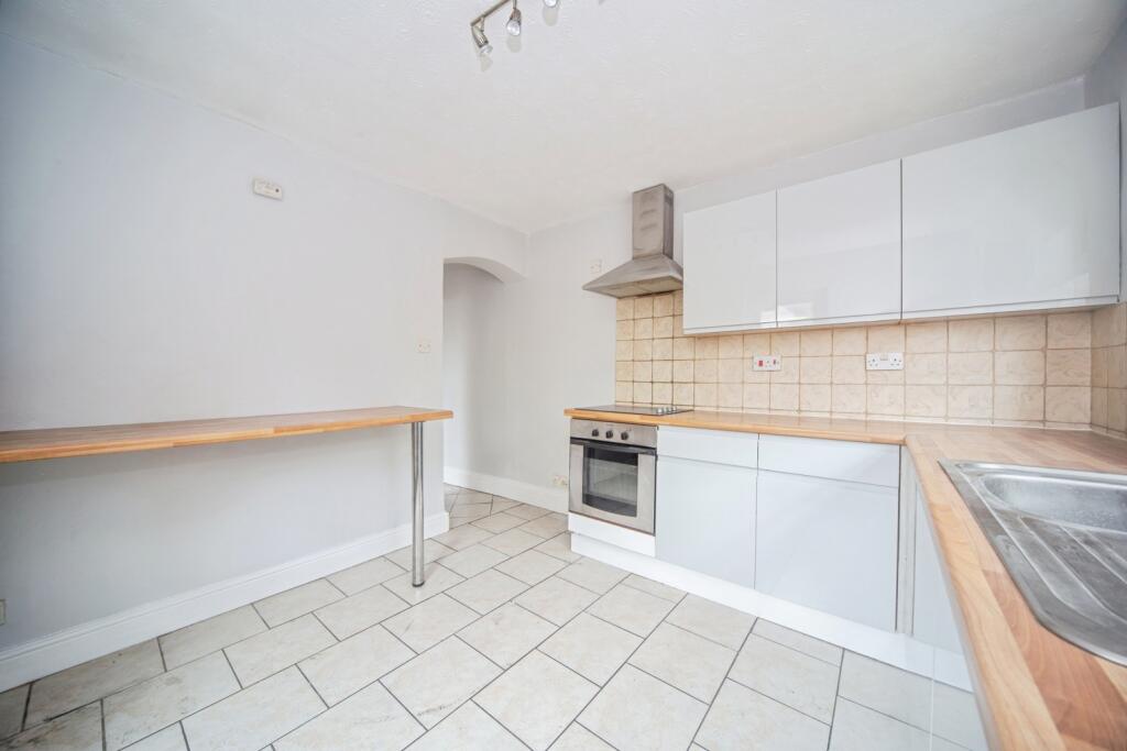 House in Southampton - View 4