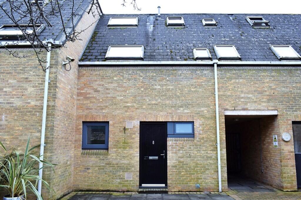 Main image of property: Manor Place, King Street, Cambridge