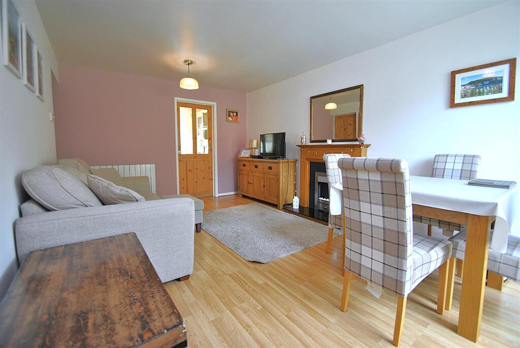 Apartment in Birmingham, Druids Heath - More