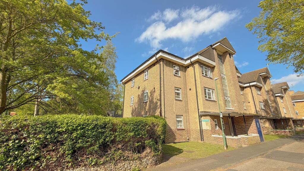 Main image of property: Denmark Gardens, Carshalton, Surrey, SM5