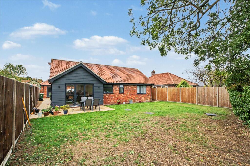 3-bed bungalow on Station Road, Great Moulton, Norwich, Norfolk, NR15, £375,000