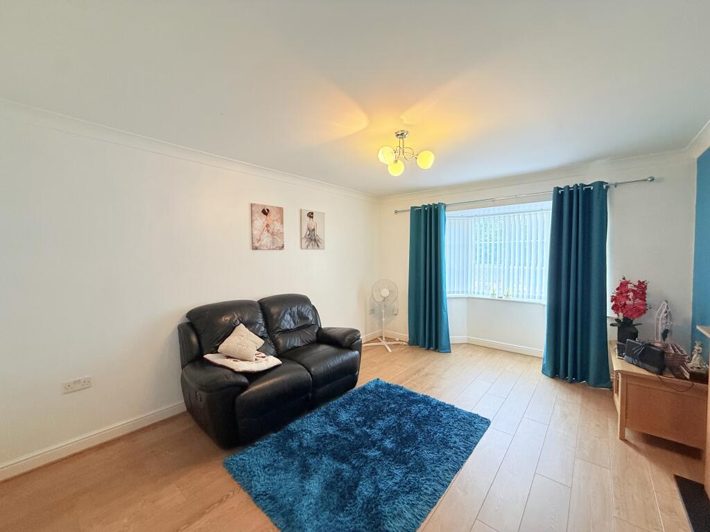 House in Nottingham - View 5