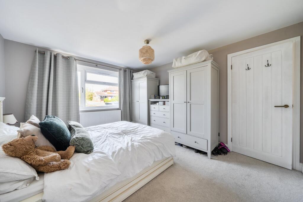 House in Worcester - More