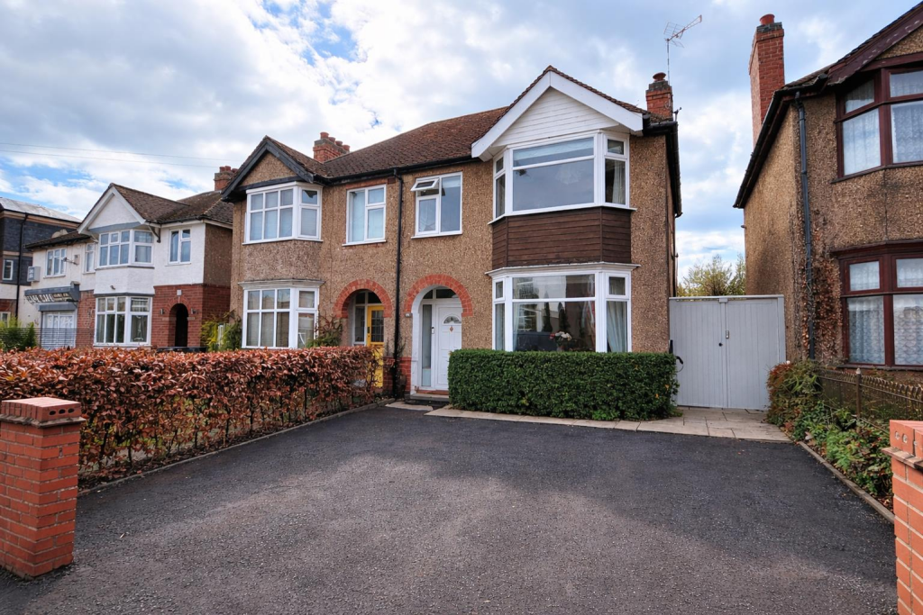 Main image of property: Cape Road, Warwick