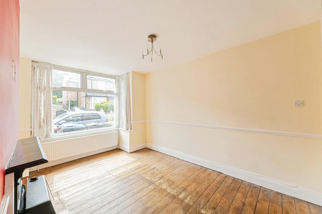 House in Stony Stratford, City of Milton Keynes - View 4