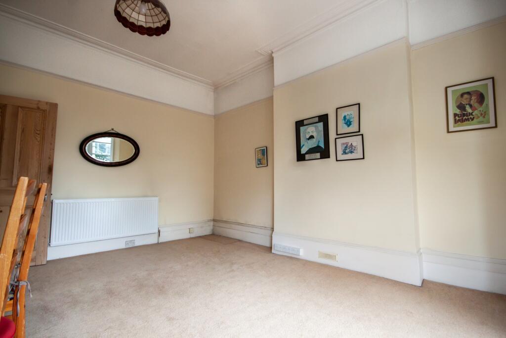 Chase Mansions, Gondar Gardens, West Hampstead, NW6 photo 4