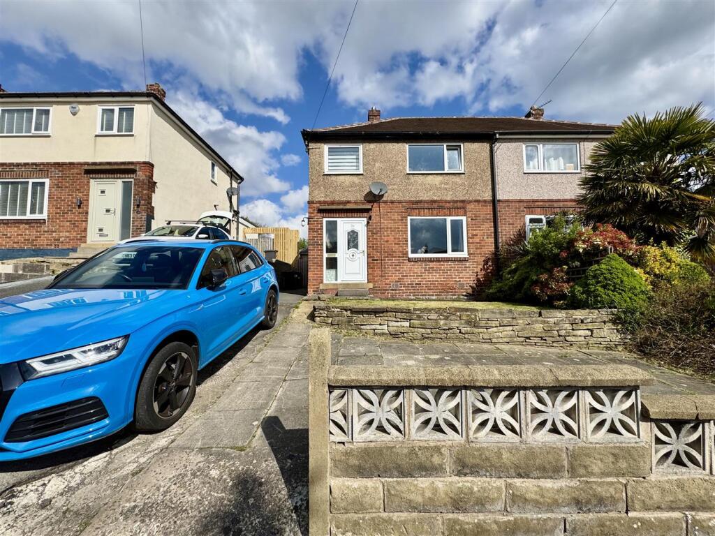Main image of property: Mountfield Road, Waterloo, Huddersfield, HD5 8RA