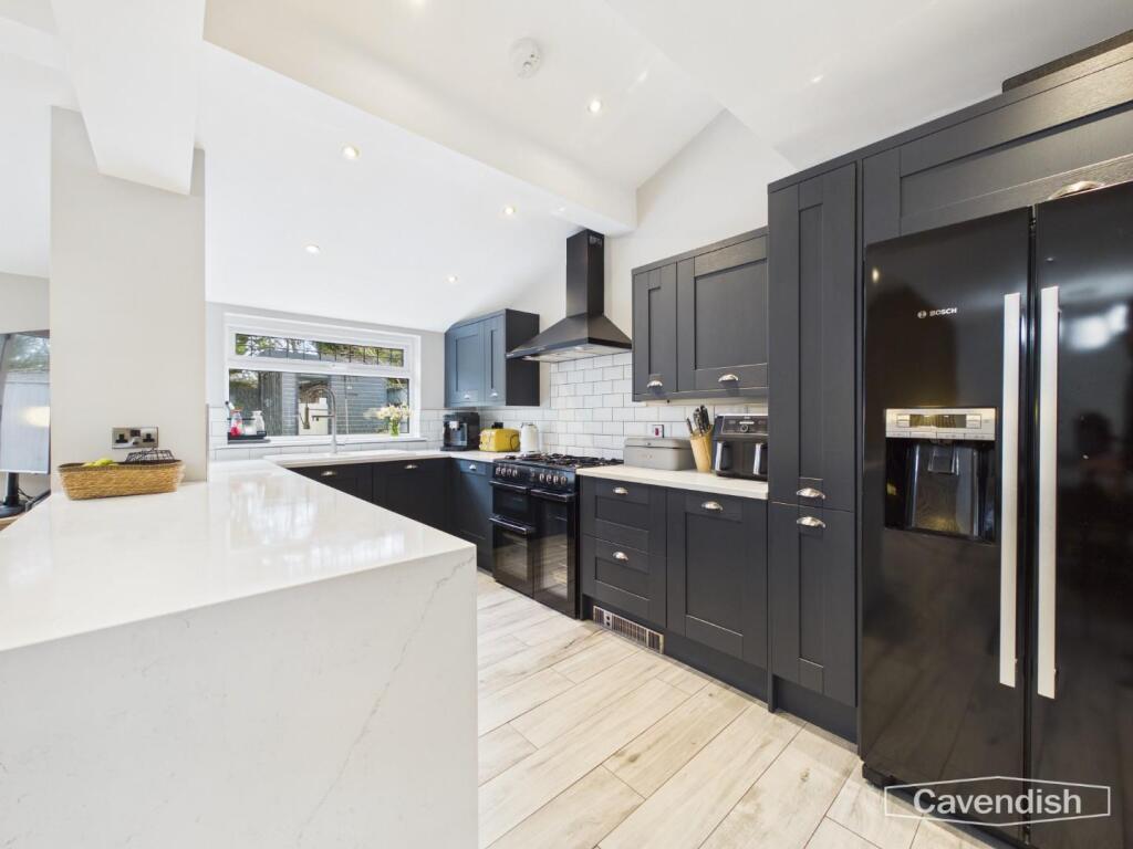 Woodlands Drive, Hoole, Chester photo 4