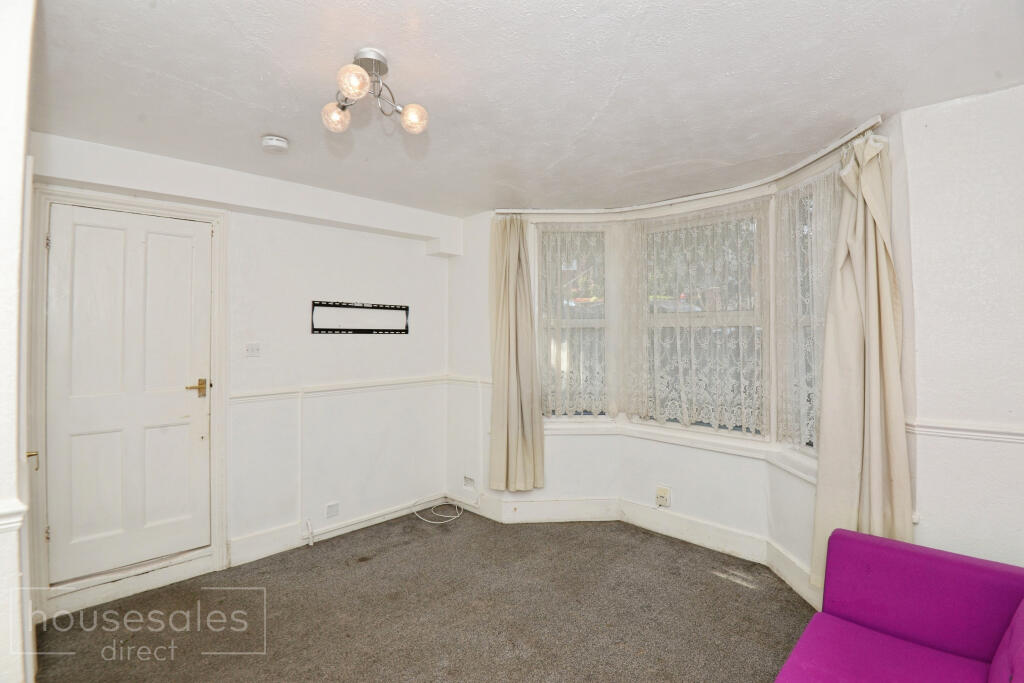 Apartment in High Wycombe, Castlefield - View 5