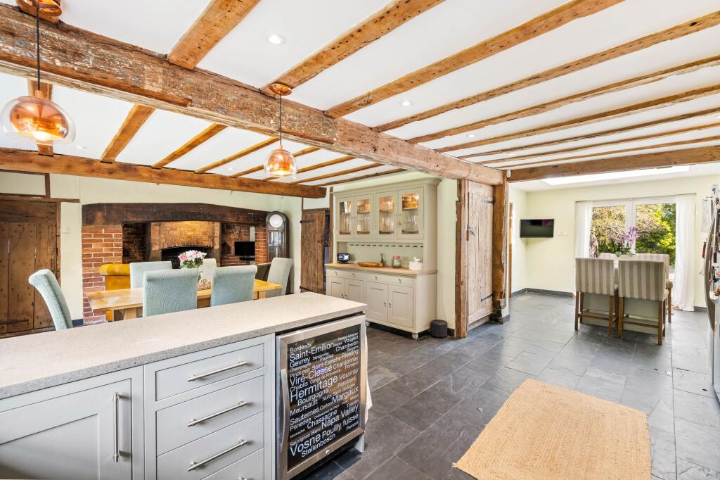 House in Mid Sussex, Turners Hill - View 5