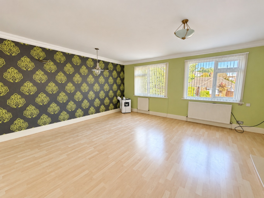 Apartment in Castle Point, Essex - View 5