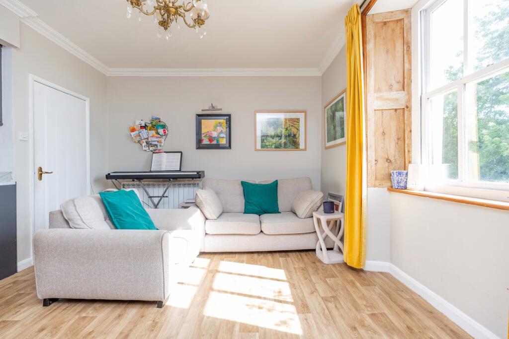 Apartment in Salisbury - View 5