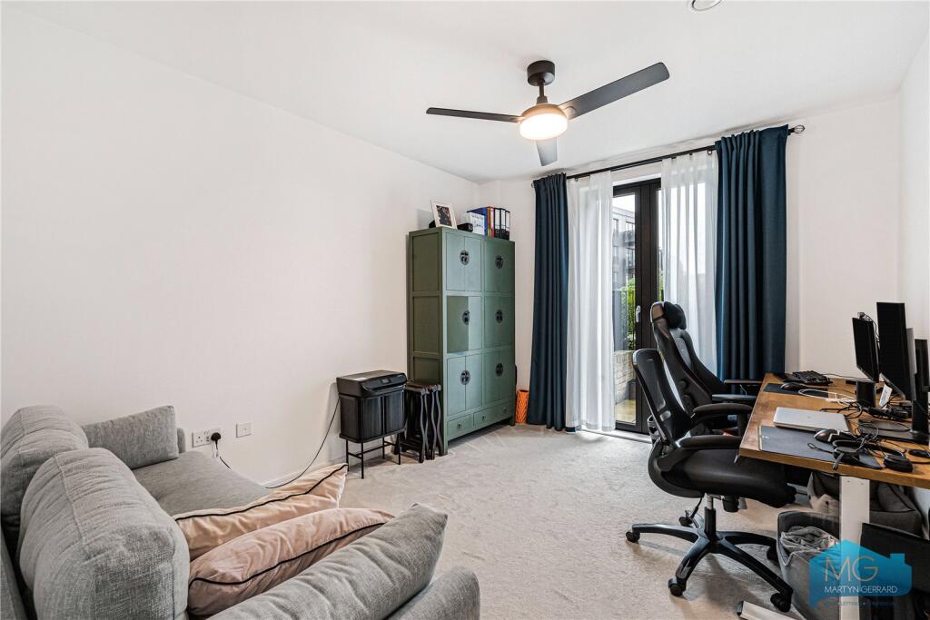 Apartment in London - View 5