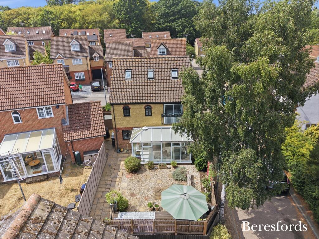 House in Chelmsford - More