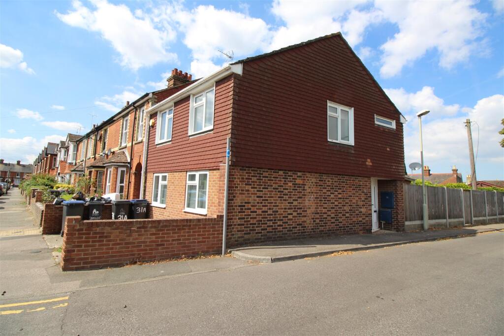Main image of property: Oxford Road, Canterbury, Kent, CT1