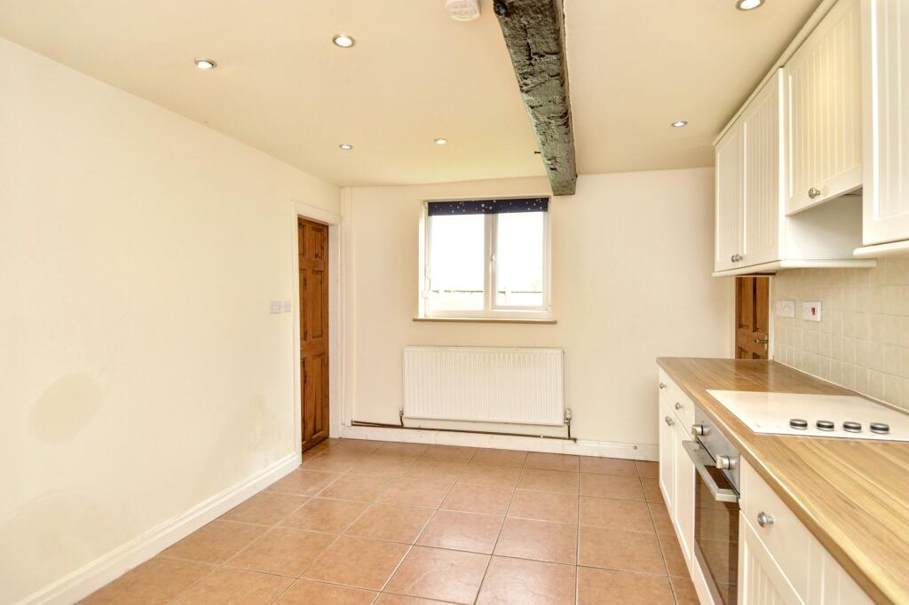 7 Kennel Lane, Albrighton, Wolverhampton, WV7 3BQ photo 4