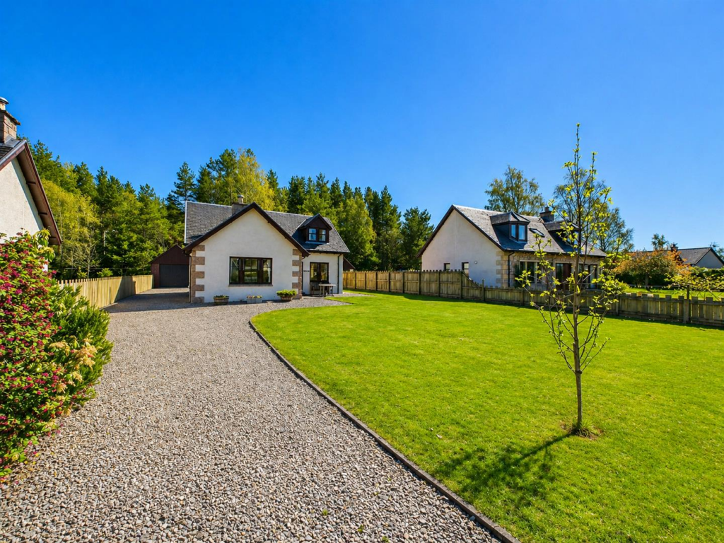 Main image of property: Raon Cluiche, 3 Dirdhu Court, Nethy Bridge