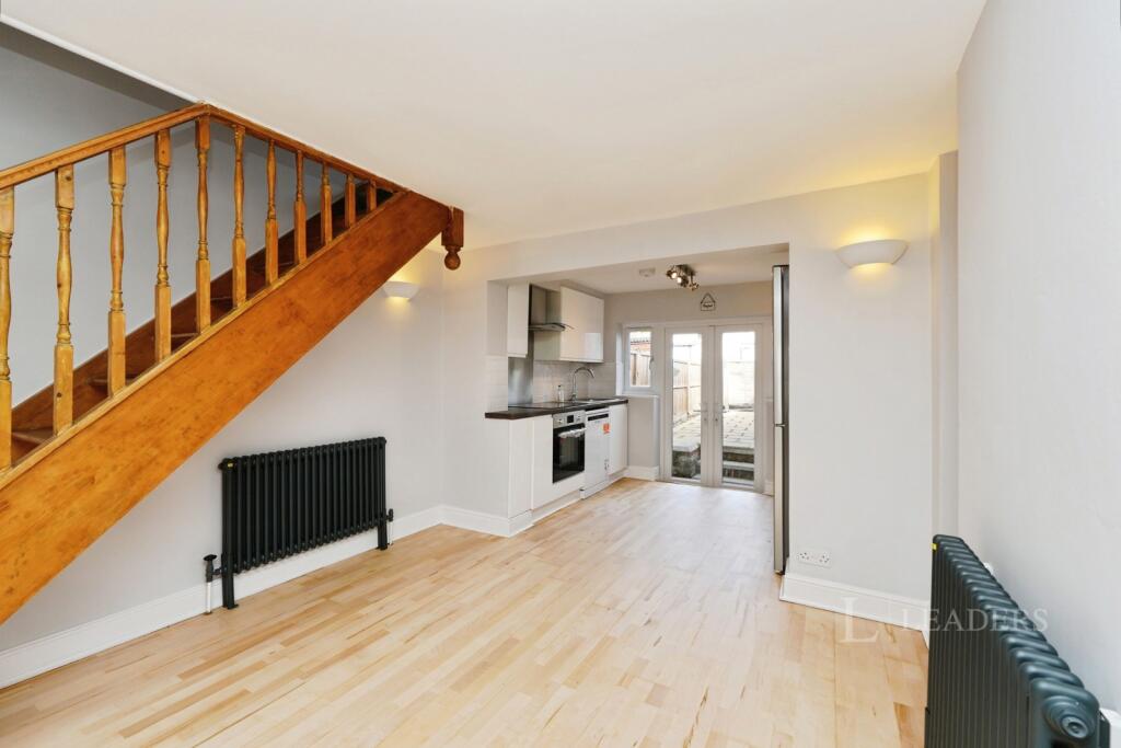 House in Bromley - View 5