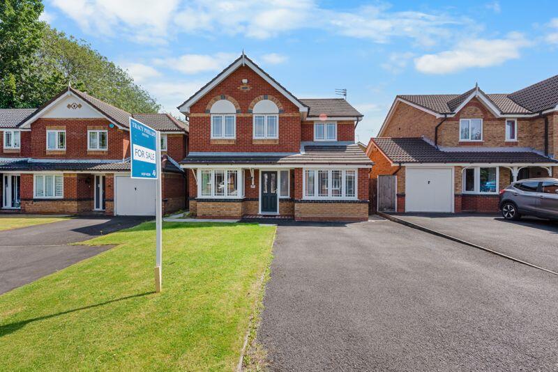 5-bed detached on Charlesworth Avenue, Wigan, £375,000