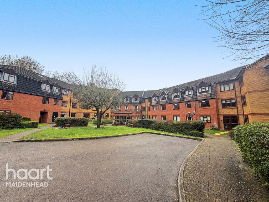 1-bed house on Shoppenhangers Road, Maidenhead, £115,000
