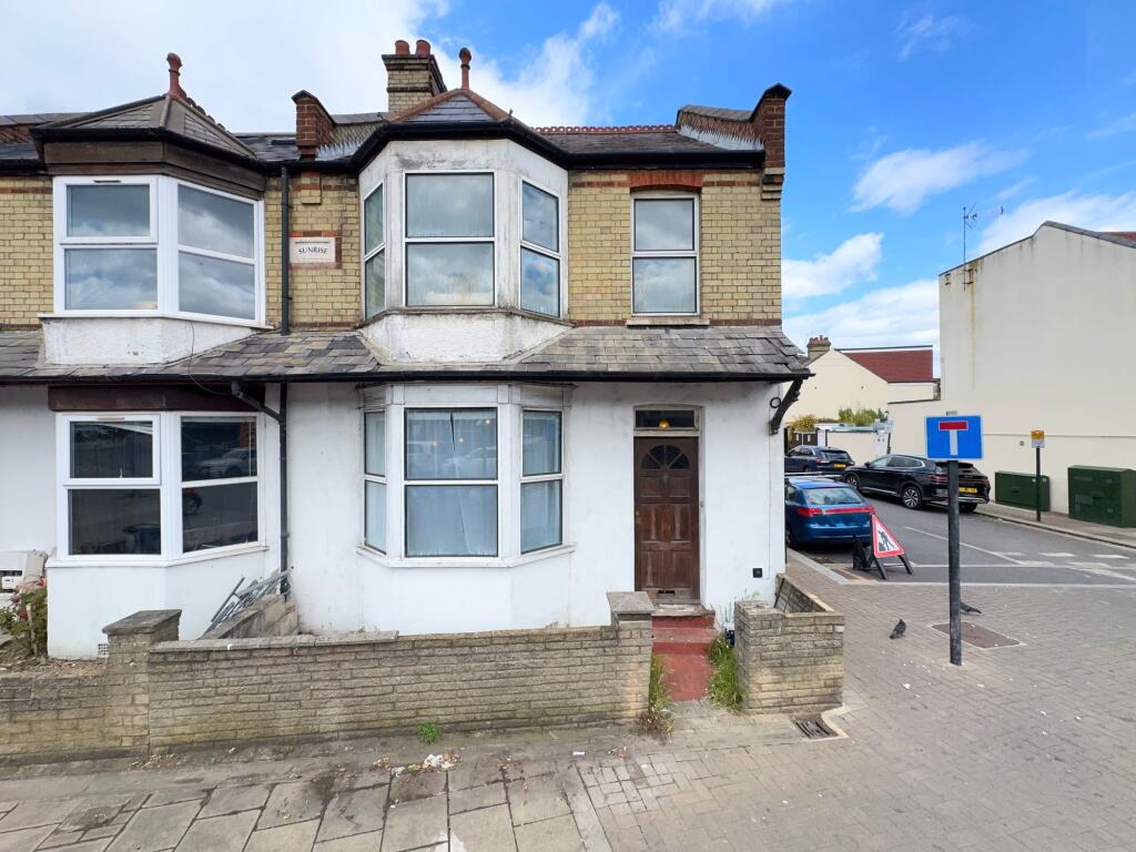 Main image of property: Whitchurch Lane, Edgware, HA8